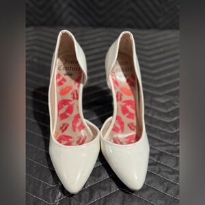 Juicy Couture Cream Heels with Lip Print